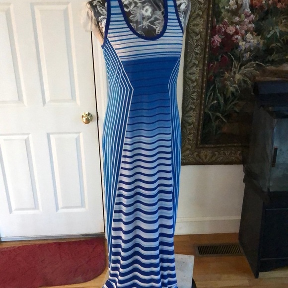 Calvin Klein size 10 blue maxi dress elongating diagonal stripe,slimming - Picture 9 of 16